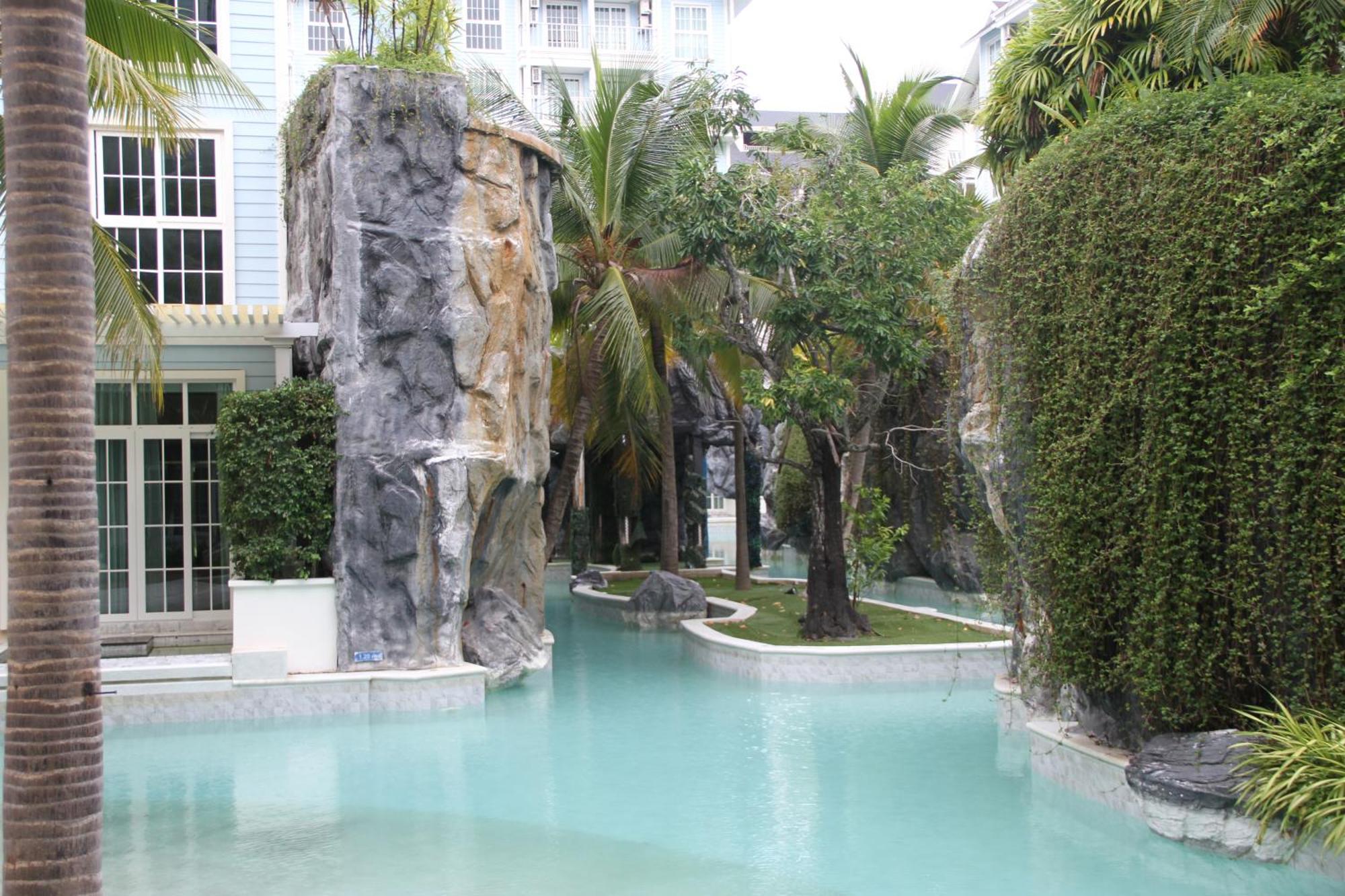 Grand Florida芭提雅带免费游泳池温泉和健身房和办公区水上花园公寓e208 Nacsomtien Kültér fotó
